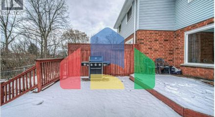 Residential - Single Family Home - Hamilton, Canada - Canada