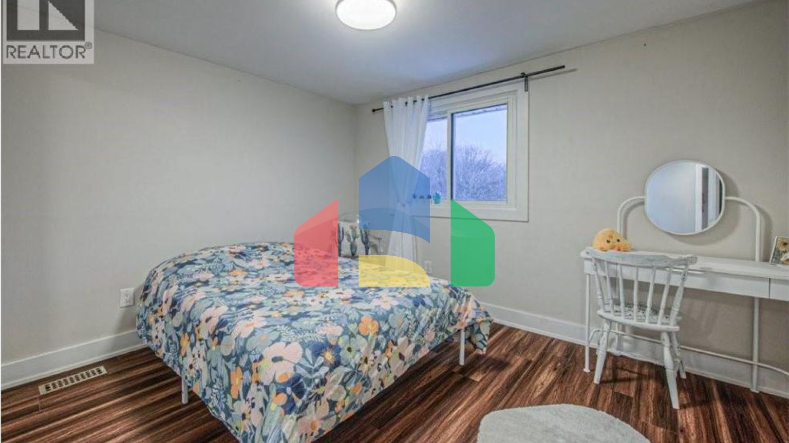 Residential - Single Family Home - Hamilton, Canada - Canada