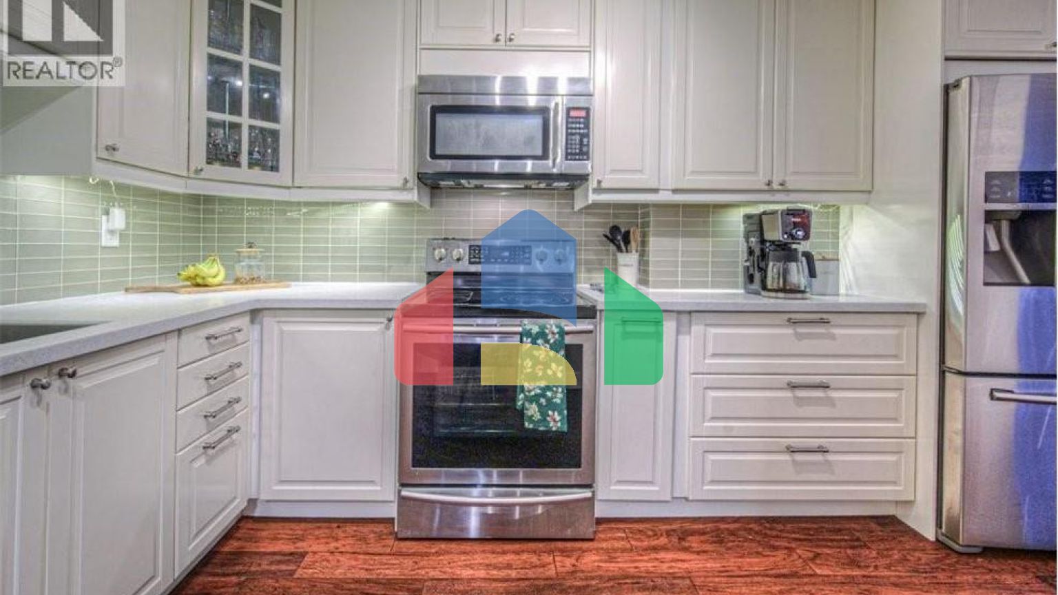 Residential - Single Family Home - Hamilton, Canada - Canada