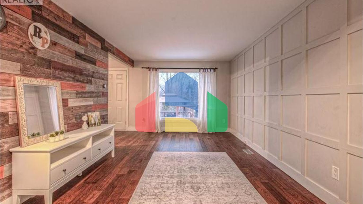 Residential - Single Family Home - Hamilton, Canada - Canada