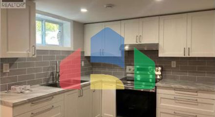 Residential - Single Family Home - Hamilton, Canada - Canada