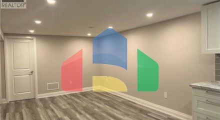 Residential - Single Family Home - Hamilton, Canada - Canada