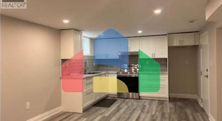 Residential - Single Family Home - Hamilton, Canada - Canada