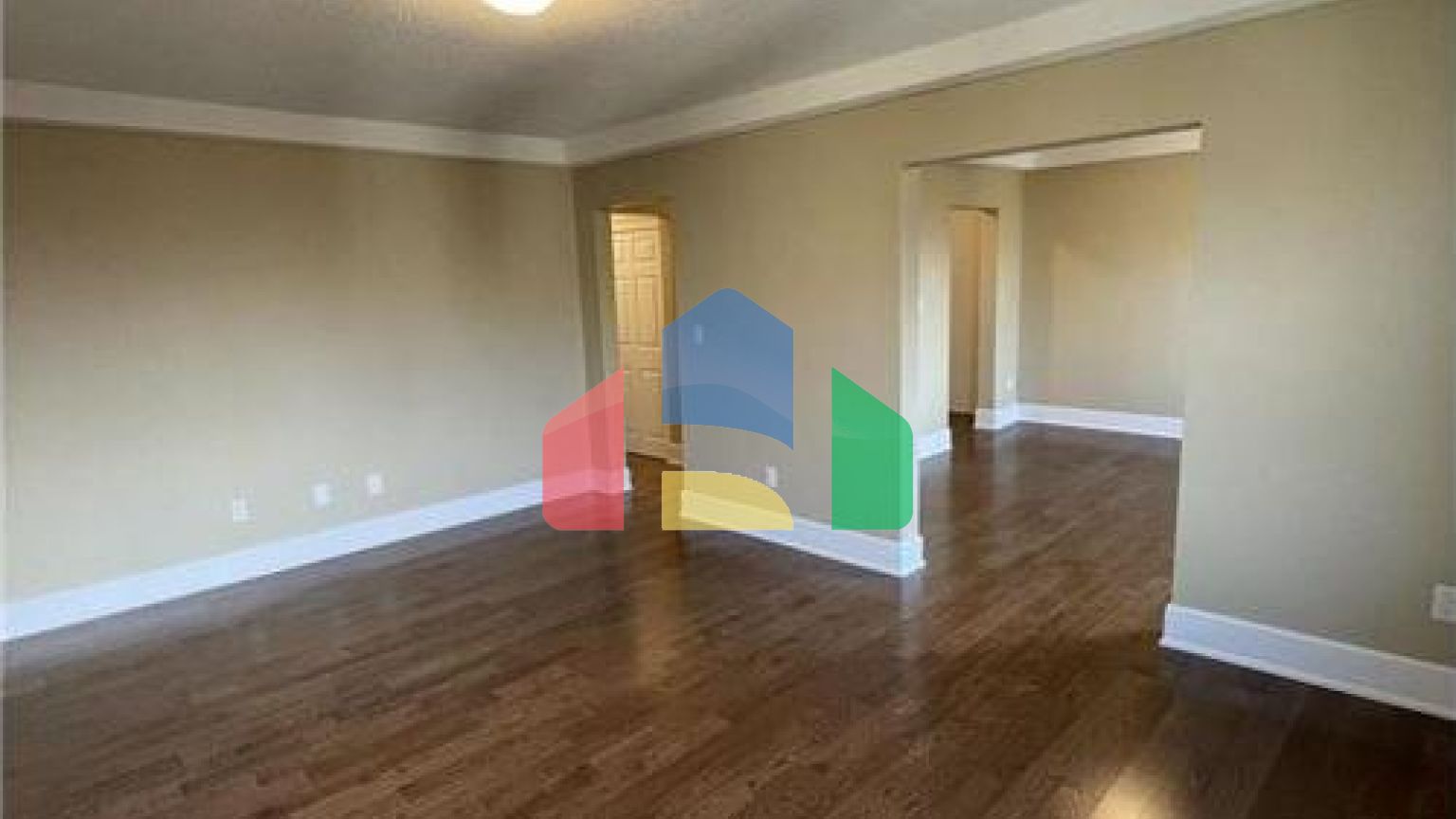 Residential - Condo/Apartment - Hamilton, Canada - Canada