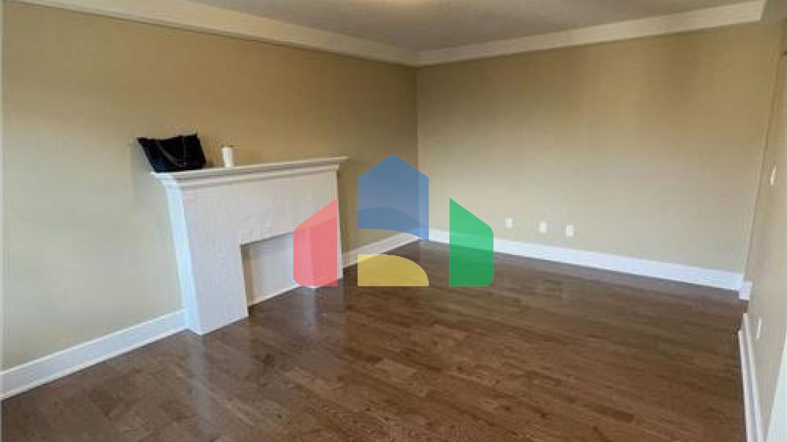 Residential - Condo/Apartment - Hamilton, Canada - Canada