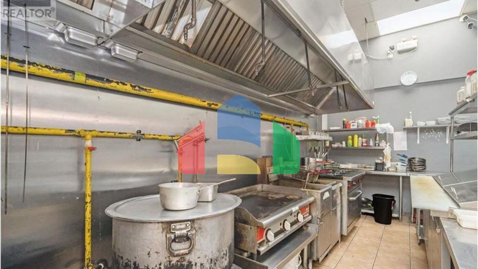 Commercial - Commercial/Retail - Hamilton, Canada - Canada