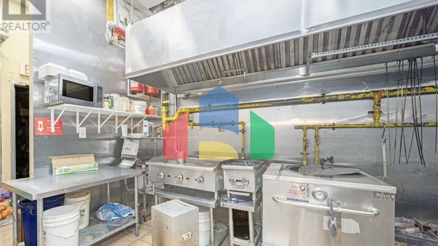 Commercial - Commercial/Retail - Hamilton, Canada - Canada