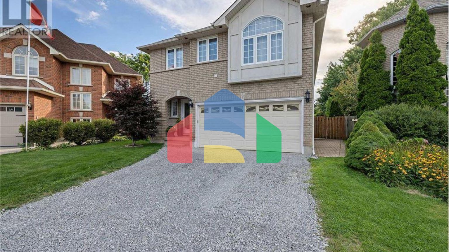 Residential - Single Family Home - Hamilton, Canada - Canada