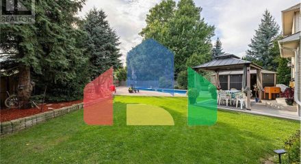 Residential - Single Family Home - Hamilton, Canada - Canada