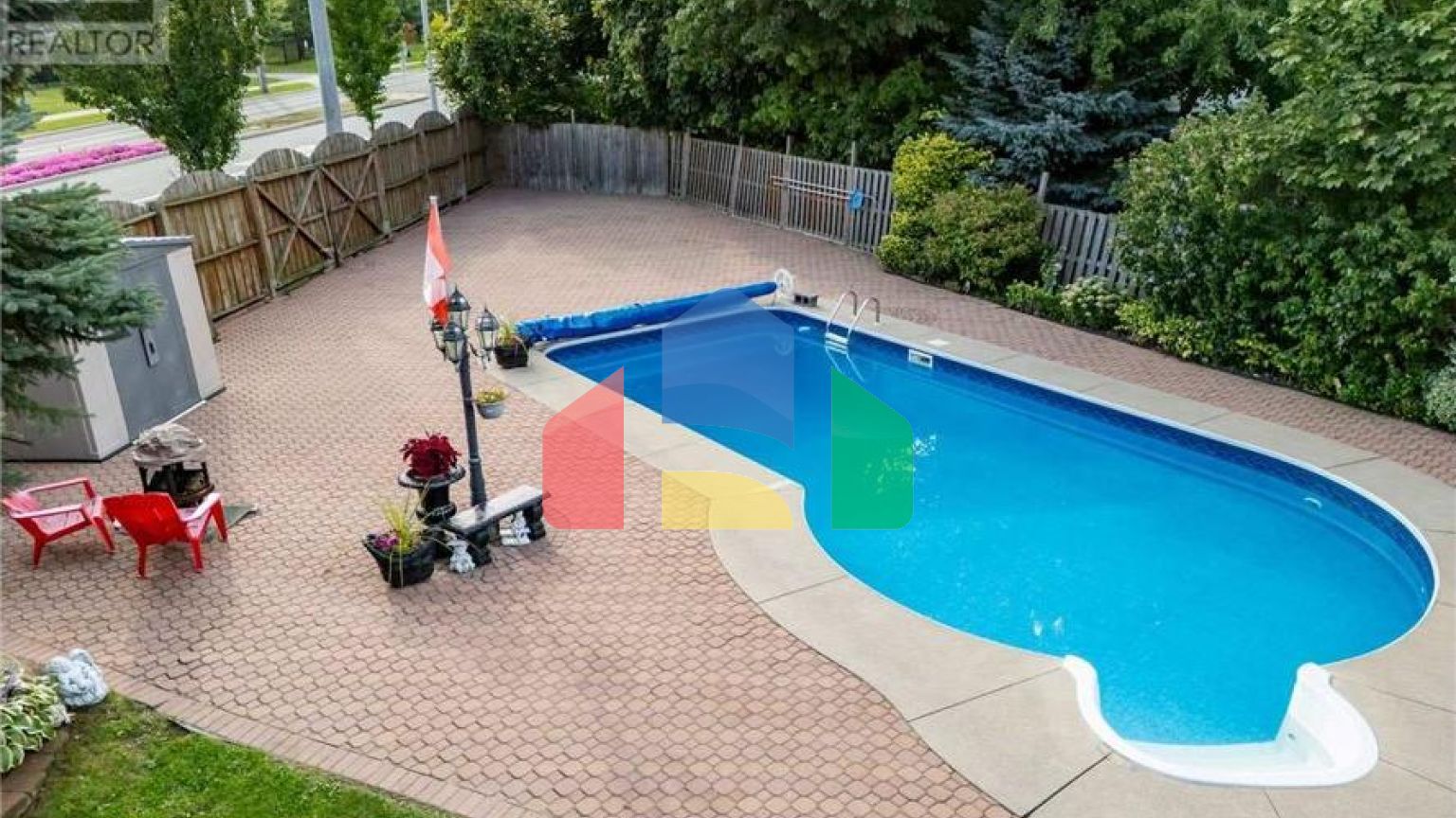 Residential - Single Family Home - Hamilton, Canada - Canada