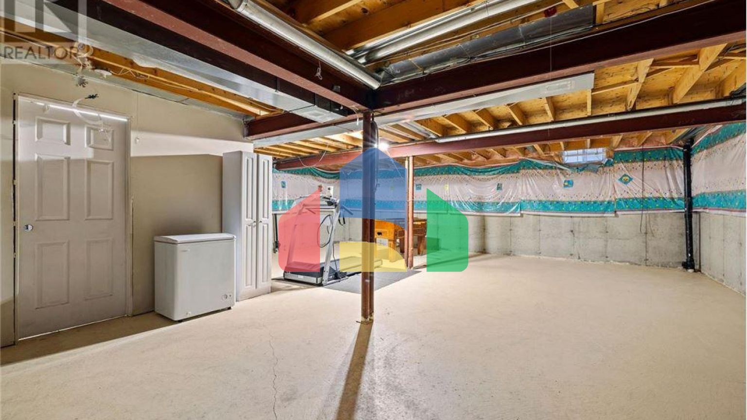 Residential - Single Family Home - Hamilton, Canada - Canada