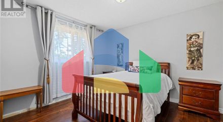 Residential - Single Family Home - Hamilton, Canada - Canada