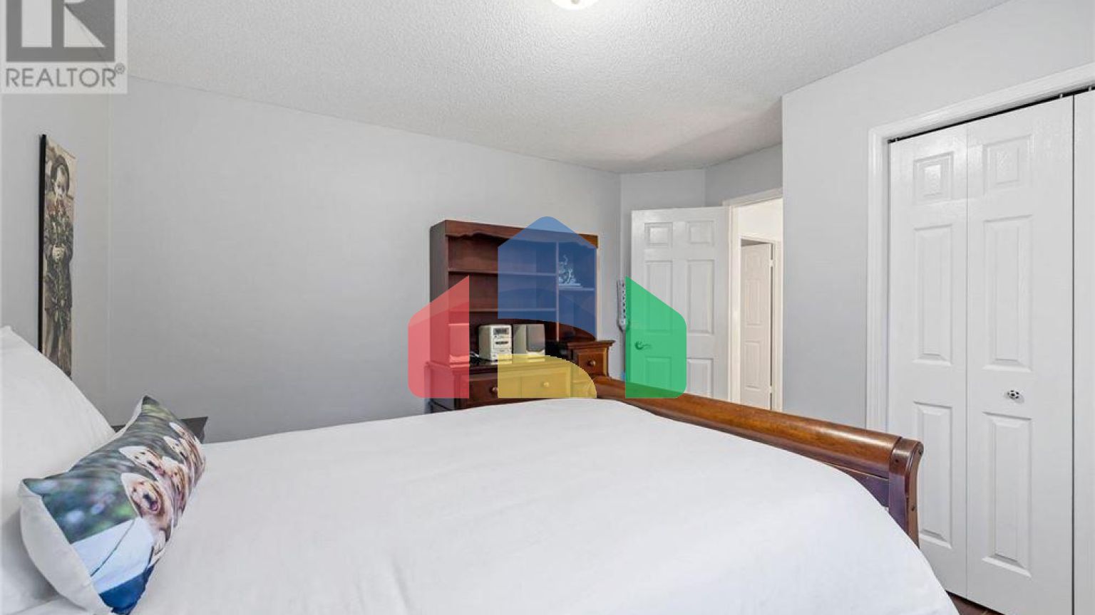 Residential - Single Family Home - Hamilton, Canada - Canada