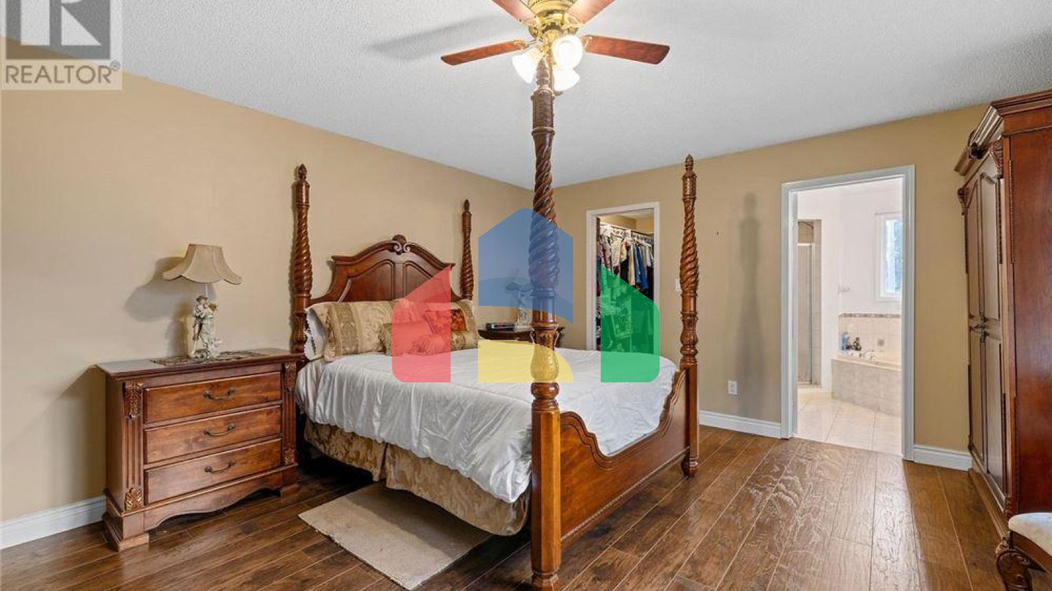 Residential - Single Family Home - Hamilton, Canada - Canada