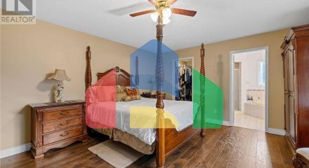 Residential - Single Family Home - Hamilton, Canada - Canada