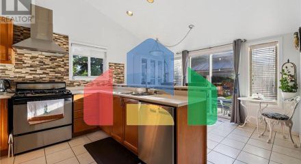 Residential - Single Family Home - Hamilton, Canada - Canada