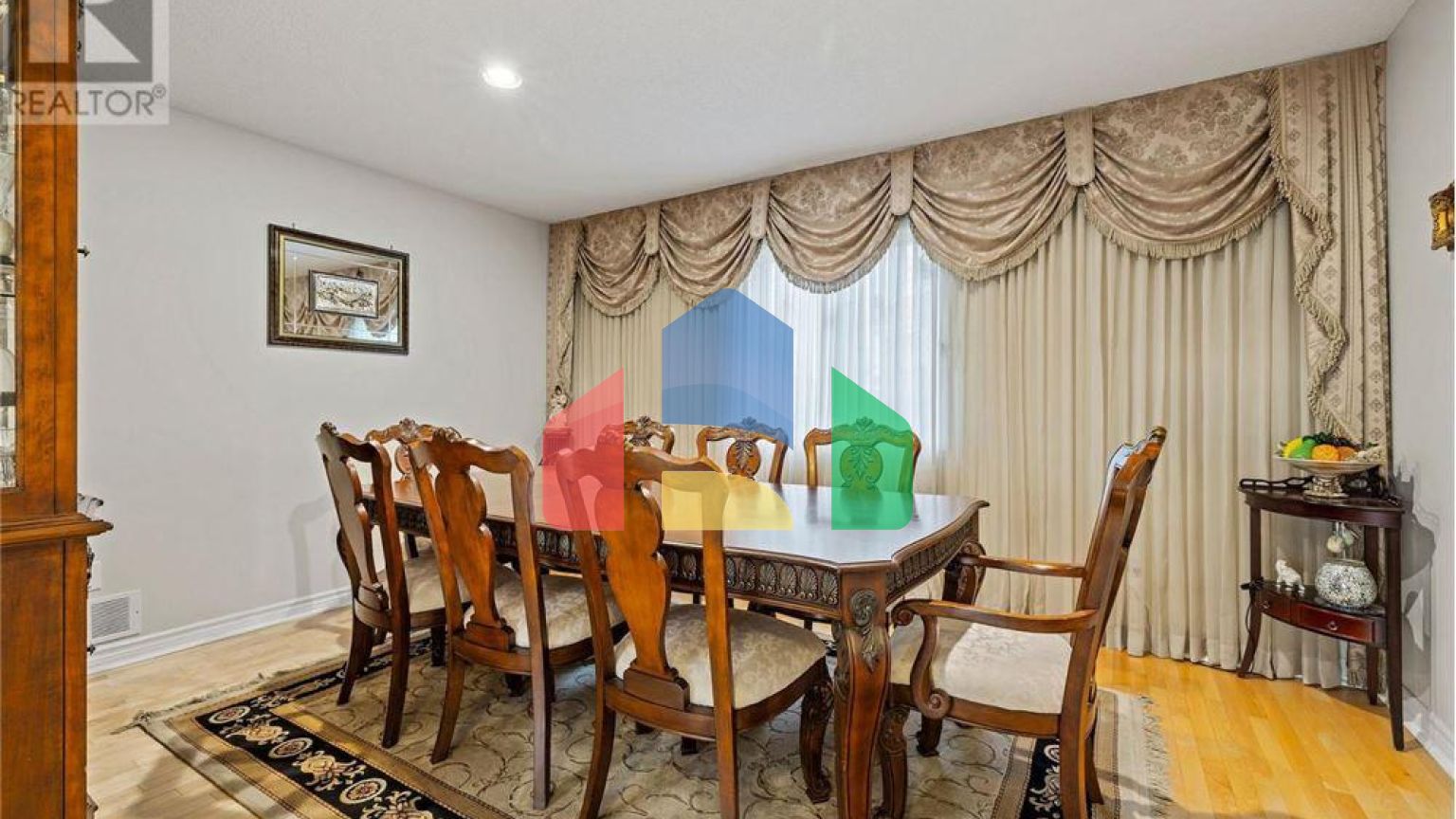 Residential - Single Family Home - Hamilton, Canada - Canada