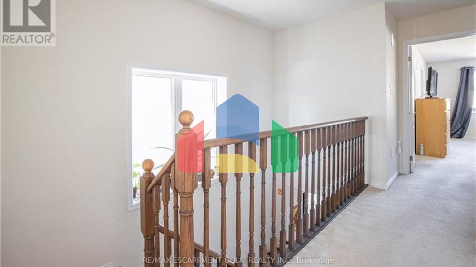 Residential - Single Family Home - Hamilton, Canada - Canada