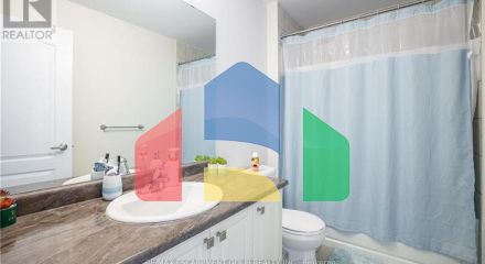 Residential - Single Family Home - Hamilton, Canada - Canada