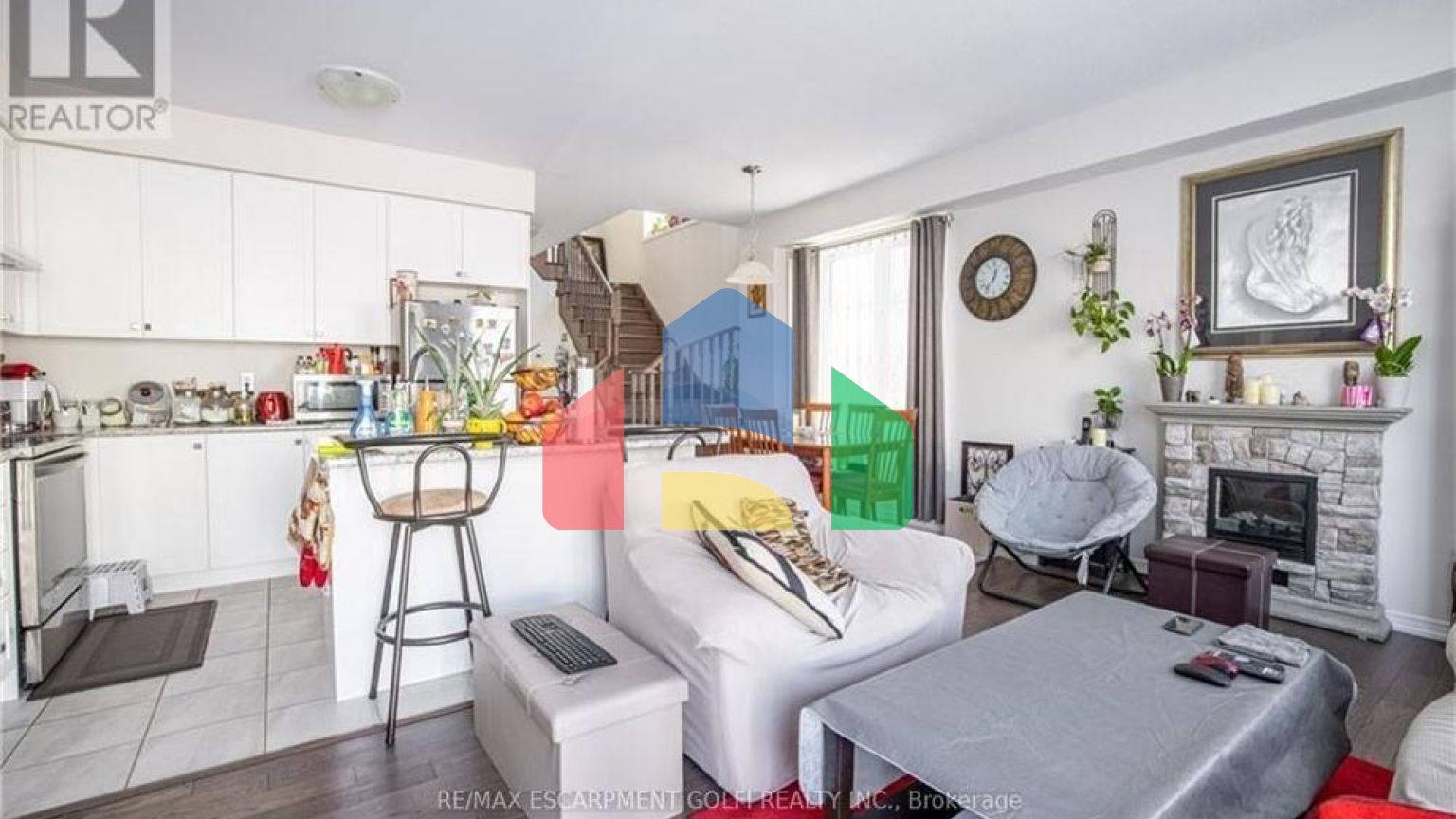 Residential - Single Family Home - Hamilton, Canada - Canada