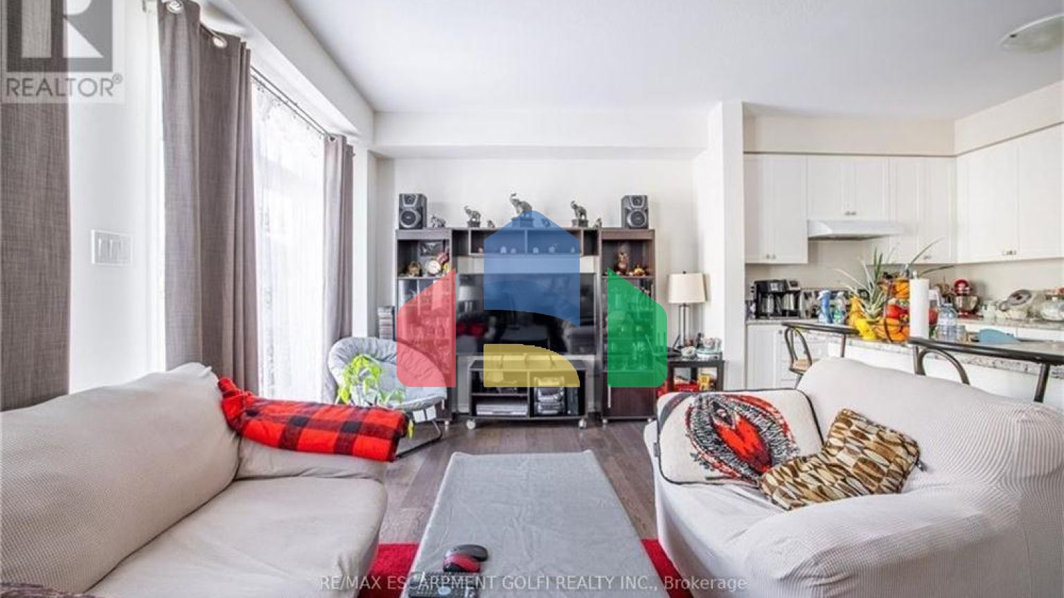 Residential - Single Family Home - Hamilton, Canada - Canada