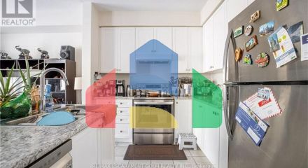 Residential - Single Family Home - Hamilton, Canada - Canada