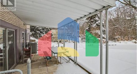 Residential - Single Family Home - Hamilton, Canada - Canada