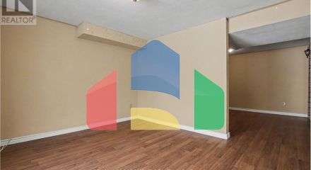 Residential - Single Family Home - Hamilton, Canada - Canada