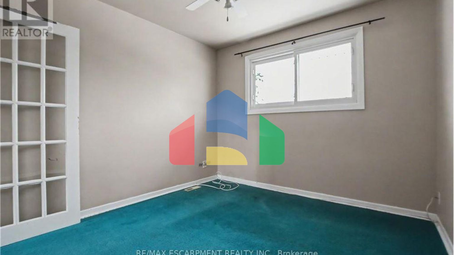 Residential - Single Family Home - Hamilton, Canada - Canada