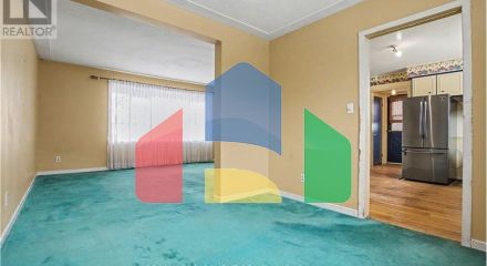 Residential - Single Family Home - Hamilton, Canada - Canada