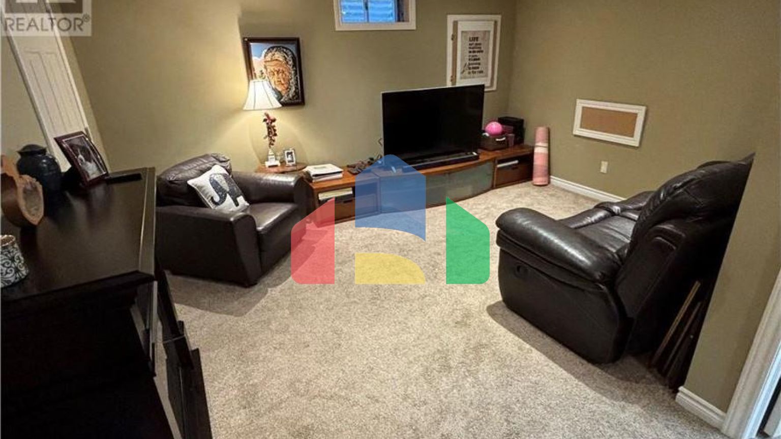 Residential - Single Family Home - Hamilton, Canada - Canada