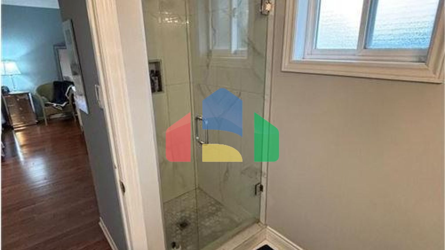 Residential - Single Family Home - Hamilton, Canada - Canada