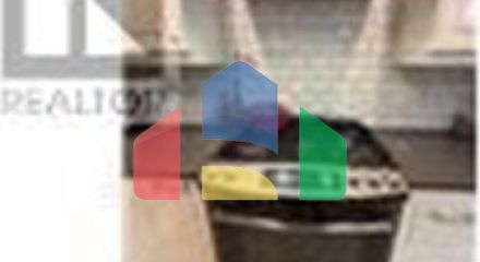 Residential - Single Family Home - Hamilton, Canada - Canada