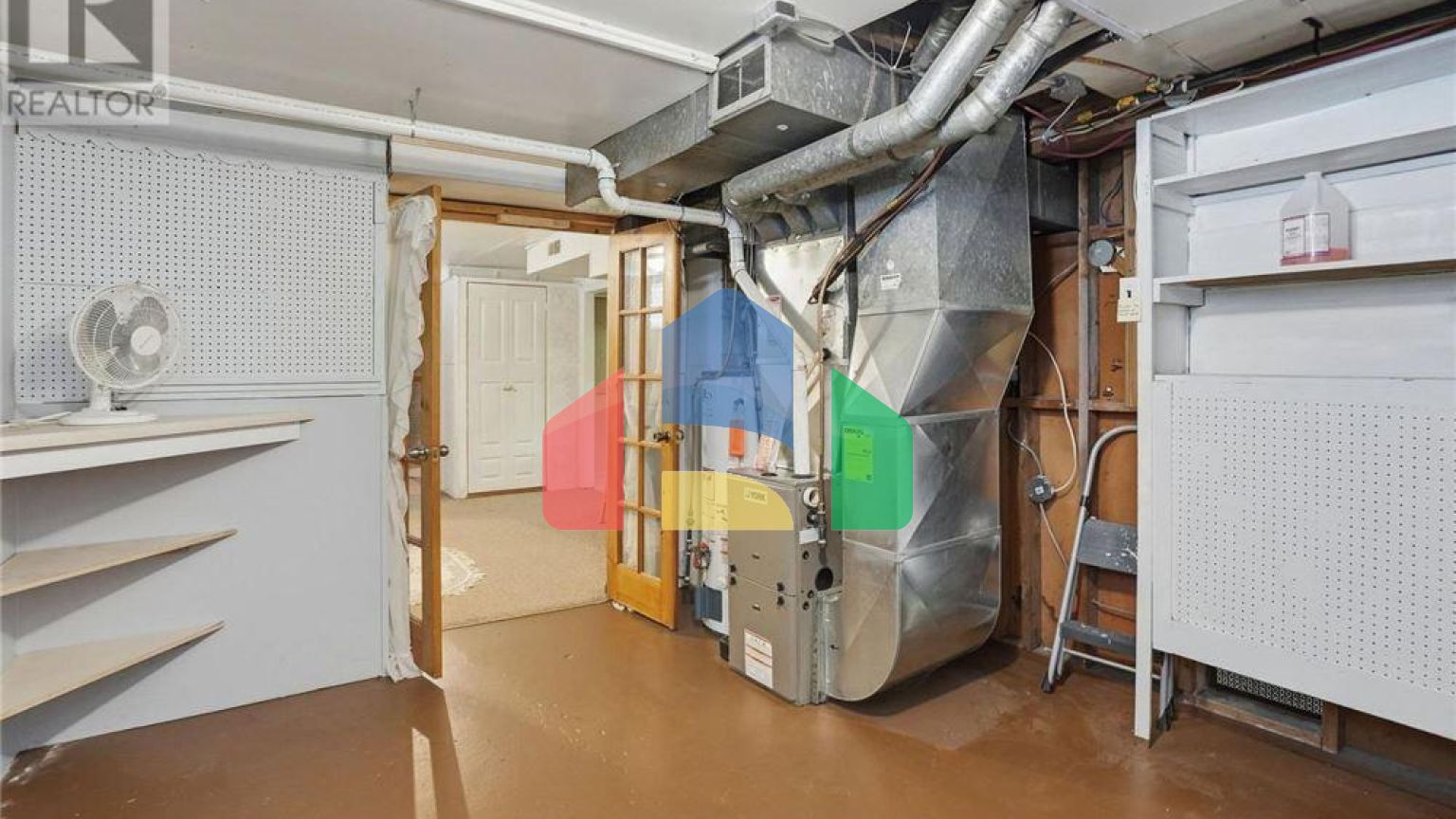 Residential - Single Family Home - Hamilton, Canada - Canada