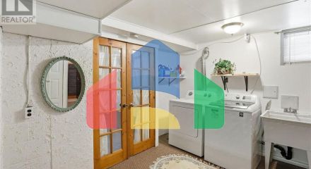 Residential - Single Family Home - Hamilton, Canada - Canada