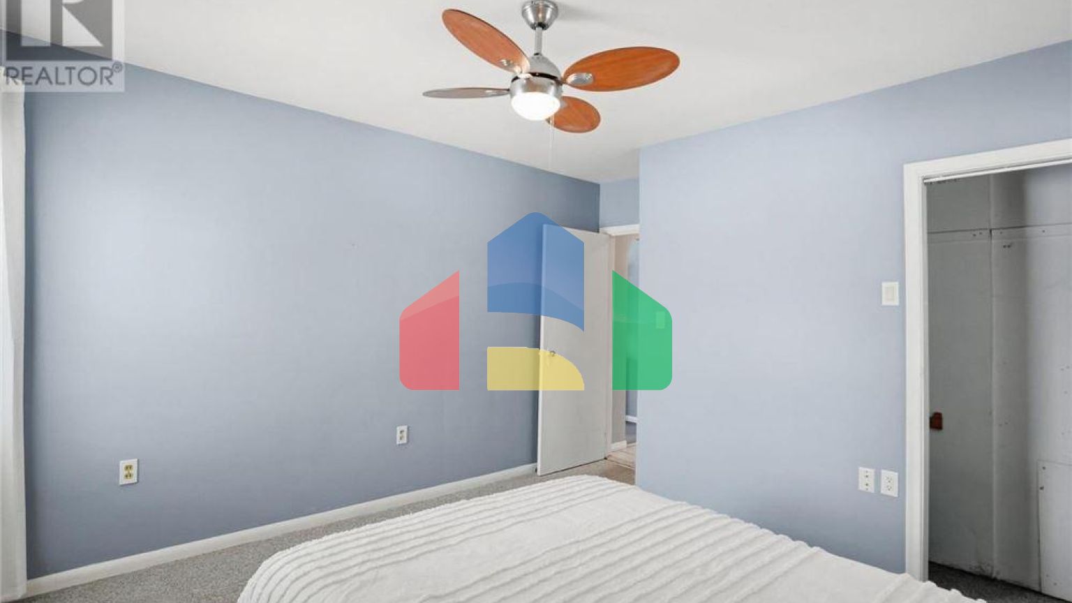 Residential - Single Family Home - Hamilton, Canada - Canada