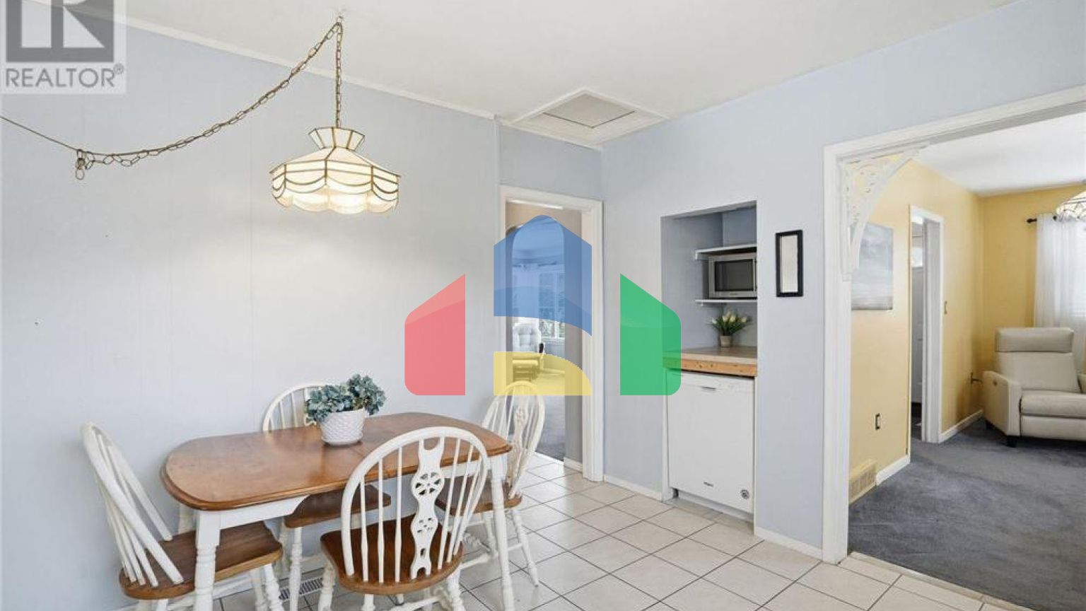 Residential - Single Family Home - Hamilton, Canada - Canada