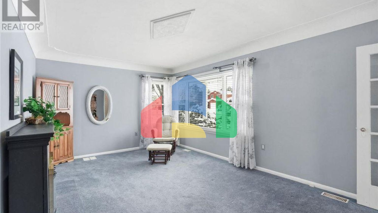 Residential - Single Family Home - Hamilton, Canada - Canada