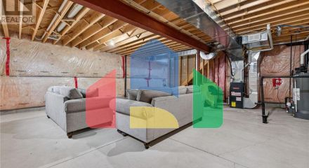 Residential - Single Family Home - Hamilton, Canada - Canada