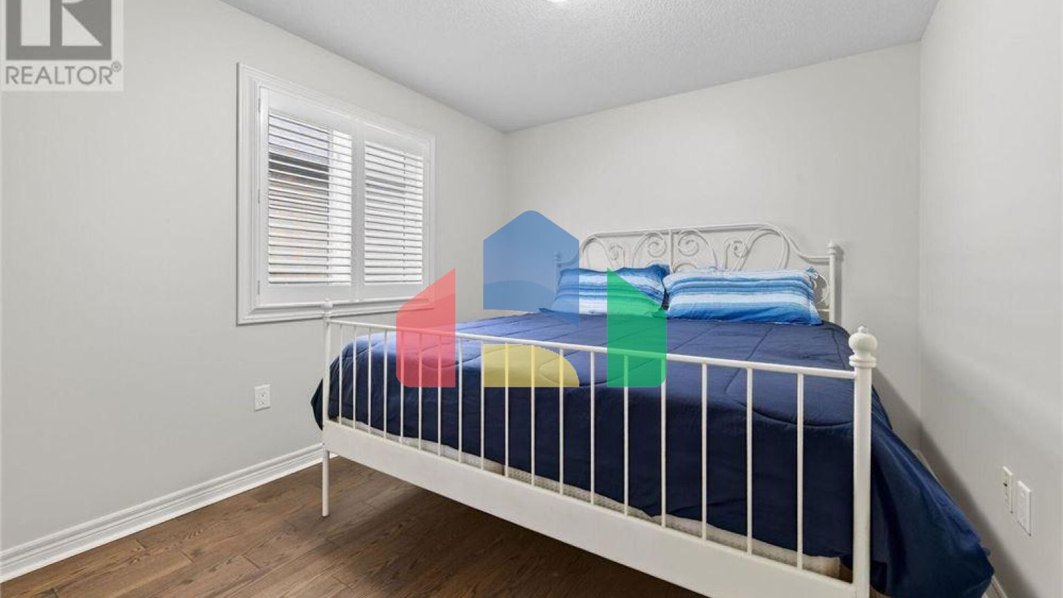 Residential - Single Family Home - Hamilton, Canada - Canada