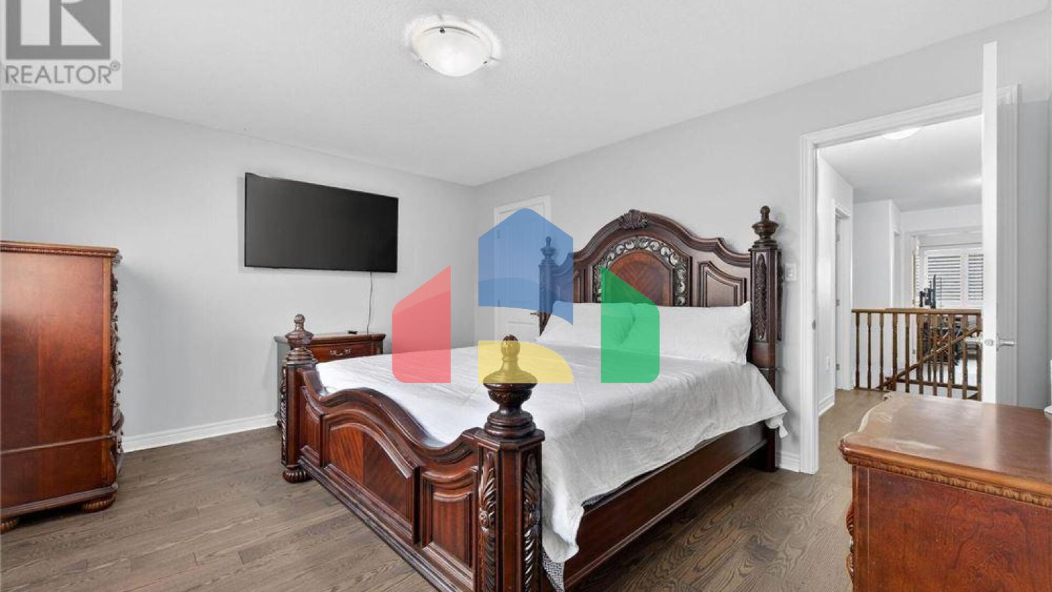 Residential - Single Family Home - Hamilton, Canada - Canada