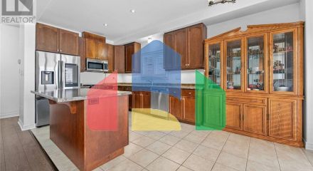 Residential - Single Family Home - Hamilton, Canada - Canada