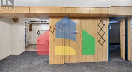 Residential - Single Family Home - Hamilton, Canada - Canada