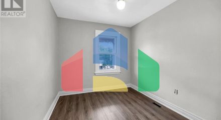 Residential - Single Family Home - Hamilton, Canada - Canada