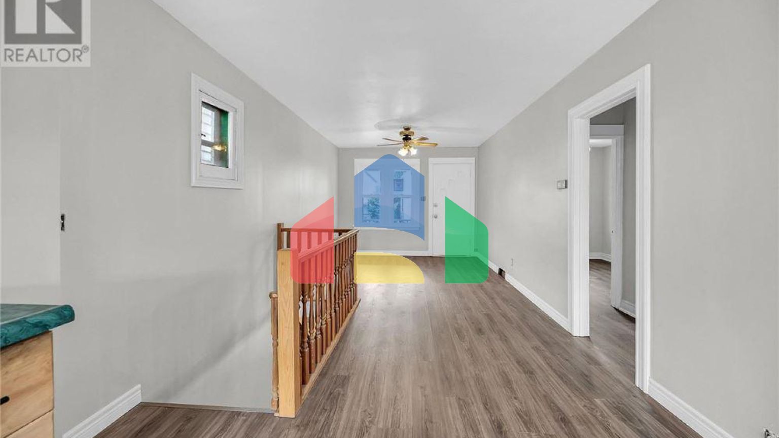 Residential - Single Family Home - Hamilton, Canada - Canada