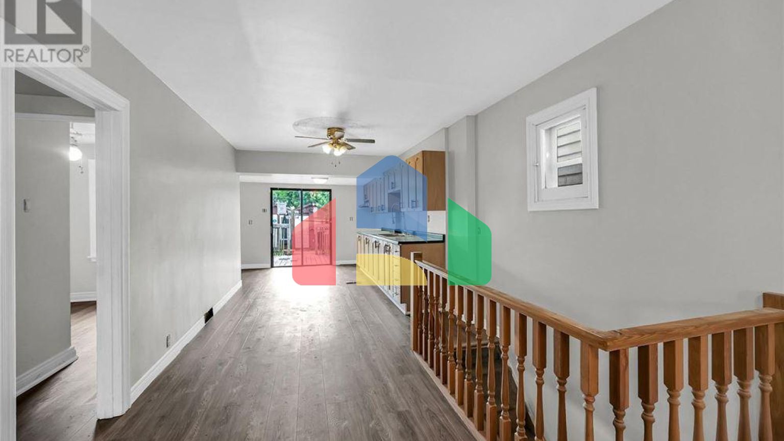 Residential - Single Family Home - Hamilton, Canada - Canada