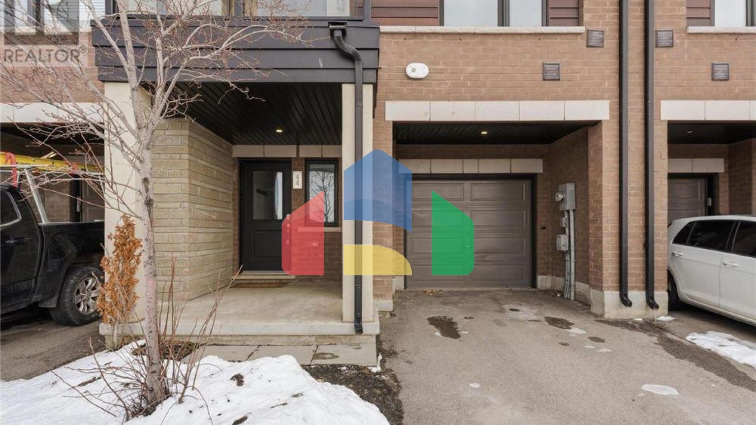 Residential - Single Family Home - Hamilton, Canada - Canada