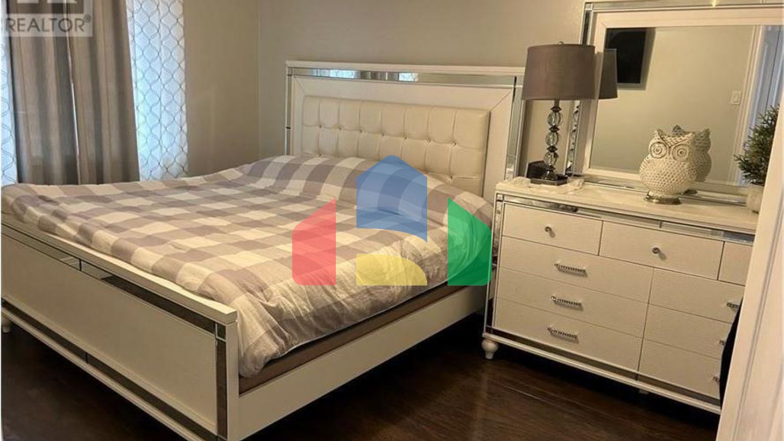 Residential - Single Family Home - Hamilton, Canada - Canada