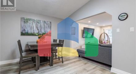 Residential - Single Family Home - Hamilton, Canada - Canada