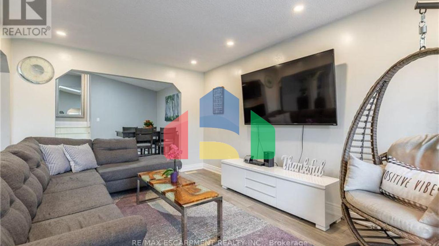 Residential - Single Family Home - Hamilton, Canada - Canada